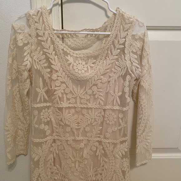 Express size XS lace dress - Picture 6 of 8